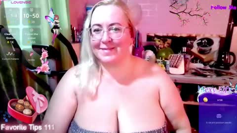 ginesia online show from 07/26/26, 12:23