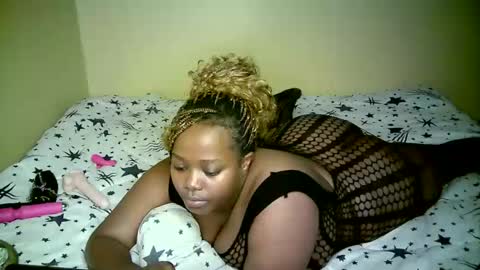 Snapshot of ginger_babes1 chatting on 05/07/26, 01:49 ginger_babes1 online show from 05/07/26, 01:49