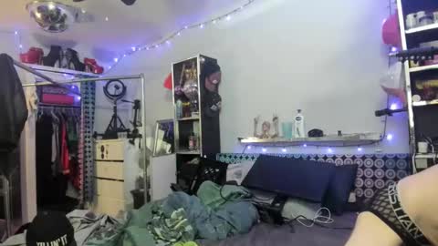 Snapshot of ginger_binj chatting on 01/20/25, 07:58 ginger_binj online show from 01/20/25, 07:58