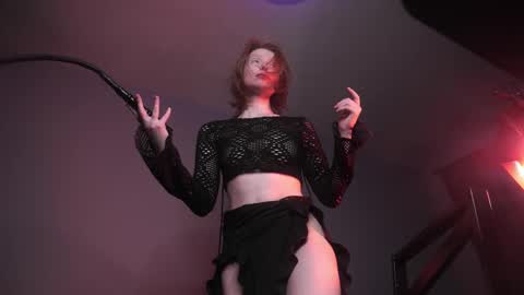        im expecting 350 thumbs up on my altar   online show from 02/22/25, 04:18