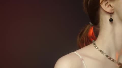        im expecting 350 thumbs up on my altar   online show from 02/25/25, 10:07