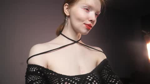        im expecting 350 thumbs up on my altar   online show from 03/11/25, 10:09