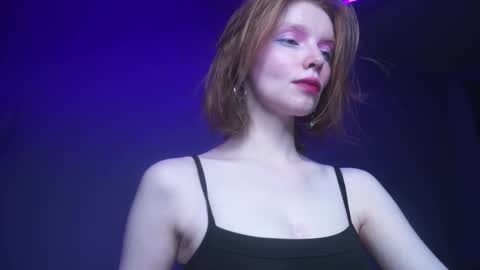        im expecting 350 thumbs up on my altar   online show from 09/27/25, 10:15