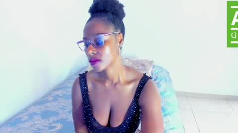 Snapshot of ginger_smil chatting on 07/18/26, 12:31 Diana online show from 07/18/26, 12:31