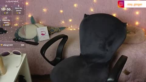 Snapshot of ginger_stay chatting on 01/11/25, 09:15 Ginger online show from 01/11/25, 09:15