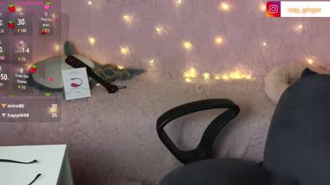 Snapshot of ginger_stay chatting on 02/22/25, 10:09 Ginger online show from 02/22/25, 10:09