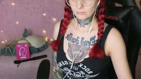 Snapshot of ginger_stay chatting on 09/13/25, 10:09 Ginger online show from 09/13/25, 10:09