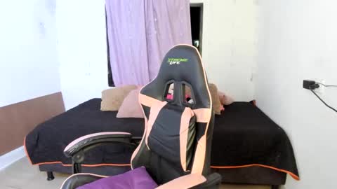 Ginger online show from 02/16/25, 12:41