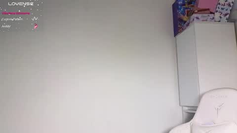 gingercute17 online show from 04/23/26, 05:19