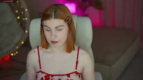 Snapshot of gingerrpink chatting on 04/28/26, 07:08 Ginger Pink online show from 04/28/26, 07:08