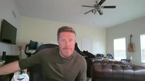 Snapshot of gingerzaddy chatting on 10/15/25, 06:30 gingerzaddy online show from 10/15/25, 06:30