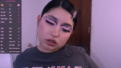 ginmeowuwu online show from 10/22/25, 05:34