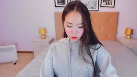 Ginny online show from 01/26/25, 01:04