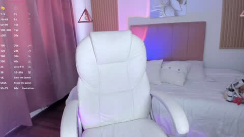 Kendall online show from 02/08/25, 02:38