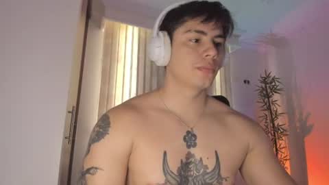 Snapshot of gio_russo chatting on 07/04/26, 03:51 GioRusso online show from 07/04/26, 03:51