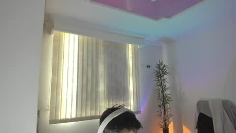 Snapshot of gio_russo chatting on 07/11/26, 07:05 GioRusso online show from 07/11/26, 07:05