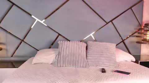 giorgia online show from 10/06/25, 03:04
