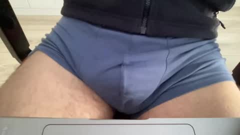 giovaa23 online show from 05/06/26, 07:02