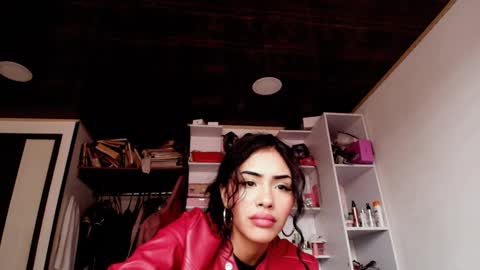 Snapshot of giovanna_oliveria chatting on 02/21/26, 04:52 giovanna_oliveria online show from 02/21/26, 04:52
