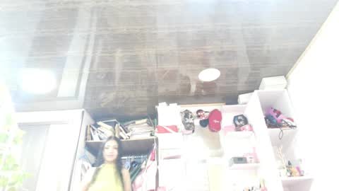 Snapshot of giovanna_oliveria chatting on 03/23/26, 10:58 giovanna_oliveria online show from 03/23/26, 10:58