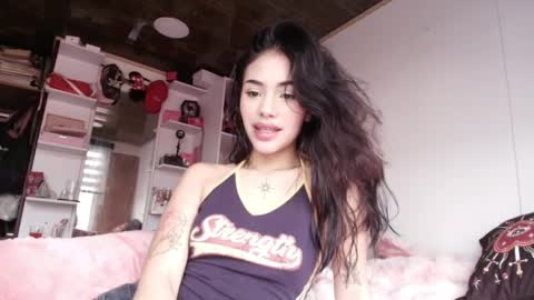 Snapshot of giovanna_oliveria chatting on 03/25/26, 09:54 giovanna_oliveria online show from 03/25/26, 09:54