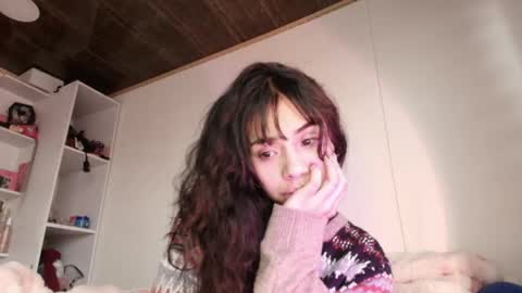 Snapshot of giovanna_oliveria chatting on 04/16/26, 07:14 giovanna_oliveria online show from 04/16/26, 07:14