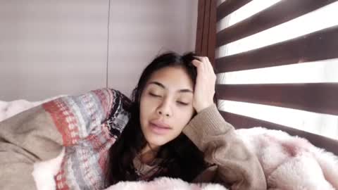 Snapshot of giovanna_oliveria chatting on 04/21/26, 10:01 giovanna_oliveria online show from 04/21/26, 10:01