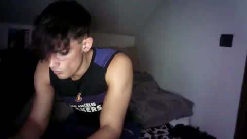 giovyyx online show from 02/17/25, 05:21