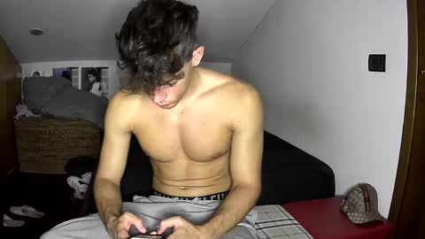 giovyyx online show from 09/23/25, 08:50