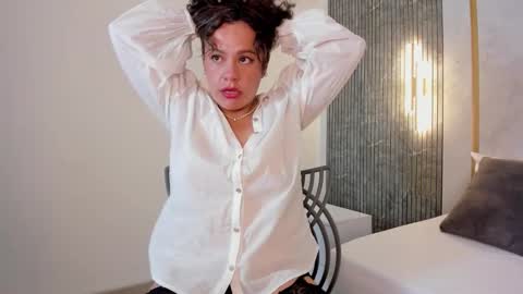 G I S E P L A online show from 01/06/26, 08:01