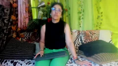 Girasol Walton online show from 06/04/26, 03:40