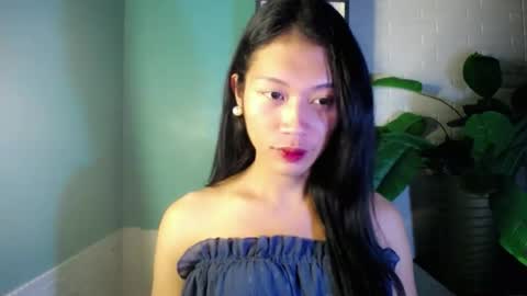 Snapshot of girl4uvanessaxxx chatting on 08/06/26, 06:15 Vanessa online show from 08/06/26, 06:15
