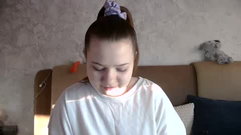 girl_cute07 online show from 05/08/26, 05:07
