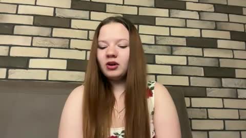 girl_cute07 online show from 05/30/26, 08:39
