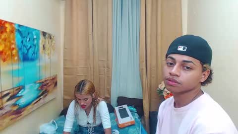 Snapshot of girl_destroy chatting on 10/03/25, 06:27 adara y feelipe very hot sexy couple online show from 10/03/25, 06:27