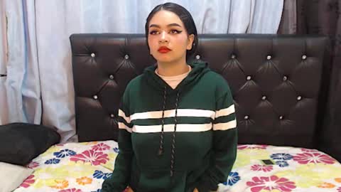 Snapshot of girl_manddy chatting on 10/30/25, 11:11 Mandy online show from 10/30/25, 11:11