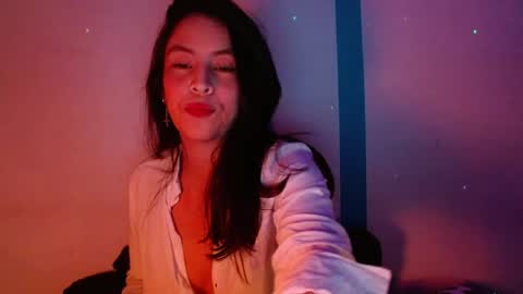 Alejandra online show from 04/07/26, 08:04