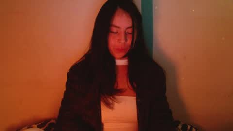 Alejandra online show from 04/19/26, 07:07