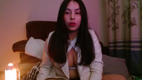 Snapshot of girl_marvel1 chatting on 08/03/26, 03:49 Alejandra online show from 08/03/26, 03:49