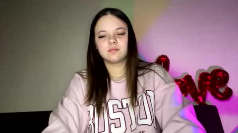 Snapshot of girl_shy07 chatting on 02/11/26, 07:41 girl_shy07 online show from 02/11/26, 07:41