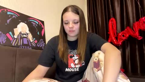 girl_shy07 online show from 03/10/26, 08:03