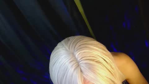 Snapshot of girlcock_8 chatting on 03/03/25, 09:11 highskoolfucker online show from 03/03/25, 09:11