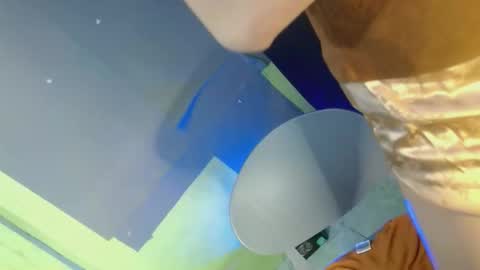 Snapshot of girlcock_8 chatting on 09/21/25, 05:53 highskoolfucker online show from 09/21/25, 05:53