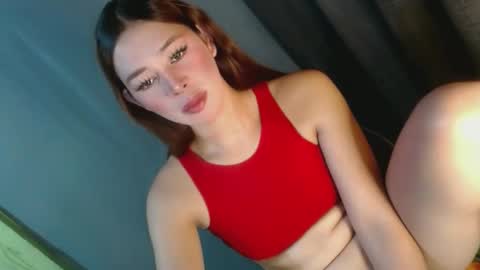 Snapshot of girlcock_8 chatting on 01/09/26, 07:00 highskoolfucker online show from 01/09/26, 07:00