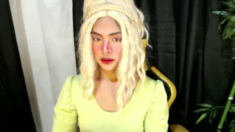 queen ronna online show from 12/12/24, 10:24