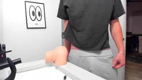 girlcontrol online show from 11/29/25, 05:54