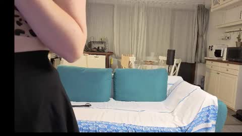 Girlfriend online show from 11/02/25, 03:58