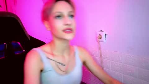 Snapshot of girlfriend_night chatting on 06/07/26, 12:31 Seniya online show from 06/07/26, 12:31