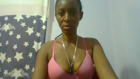 Snapshot of girll_nextdoor chatting on 07/08/26, 07:46 Joanna online show from 07/08/26, 07:46