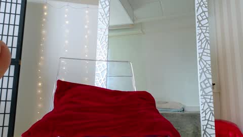 Snapshot of girlnextd00r_ chatting on 03/06/25, 01:14 Hanna online show from 03/06/25, 01:14